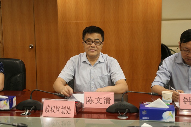 嘉宾：市民政局党组成员、副局长陈文清