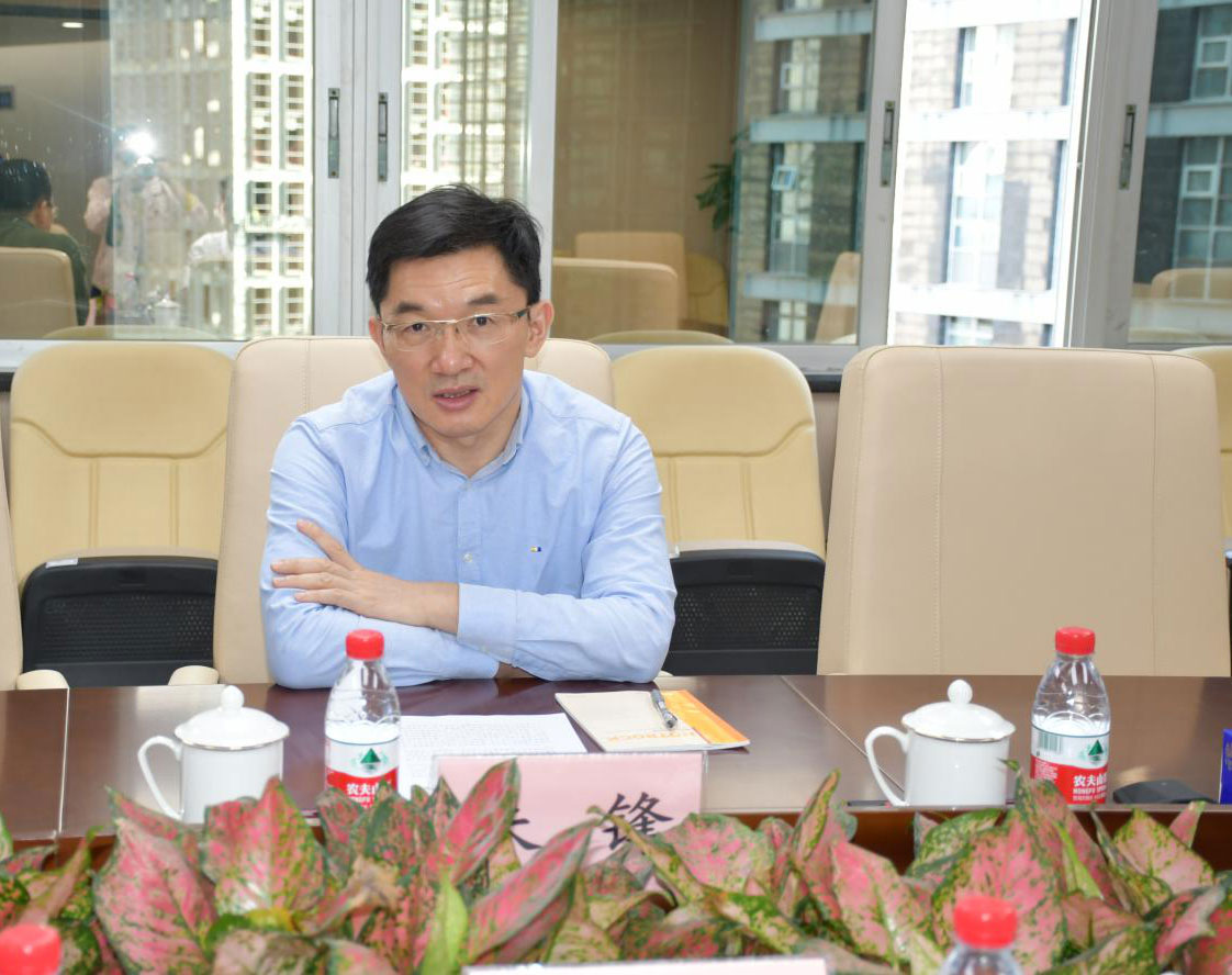 嘉宾：市退役军人局副局长朱锋
