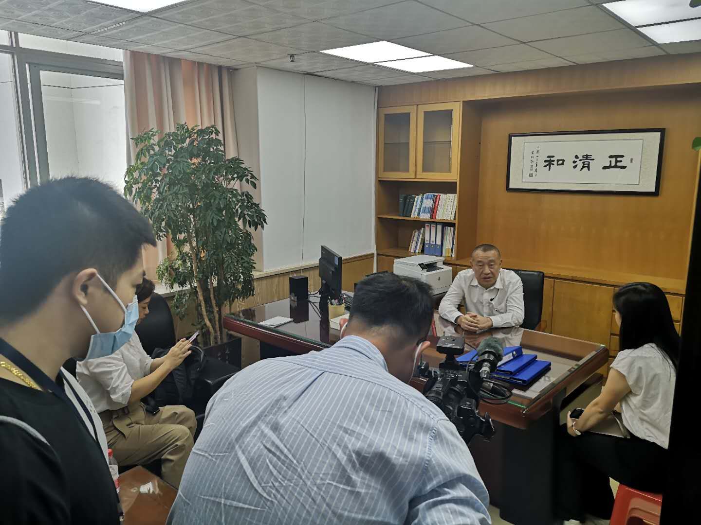 在线访谈活动现场
