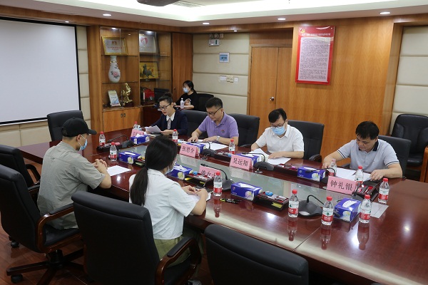 在线访谈活动现场