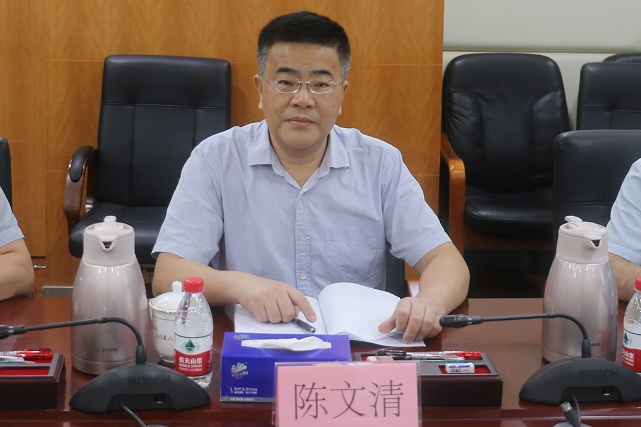 嘉宾：市民政局党组成员、副局长陈文清