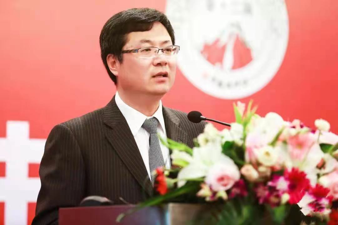 嘉宾：香港中文大学(深圳)基础教育处处长、香港中文大学(深圳)基础教育集团总校长裘建浩.