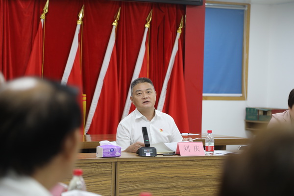 嘉宾：龙岗区布吉街道党工委书记刘庆