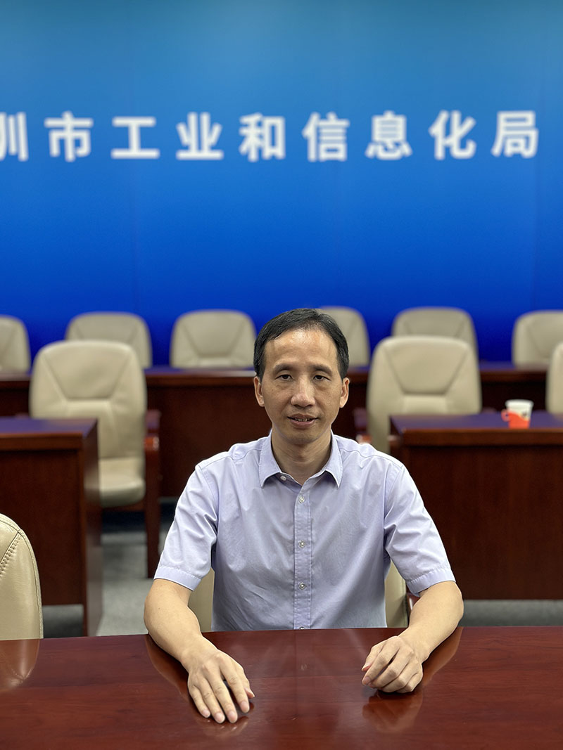 嘉宾：市工业和信息化局副局长肖祖平