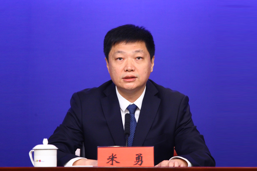 发布人:市委政法委副书记,市扫黑除恶办副主任 米勇