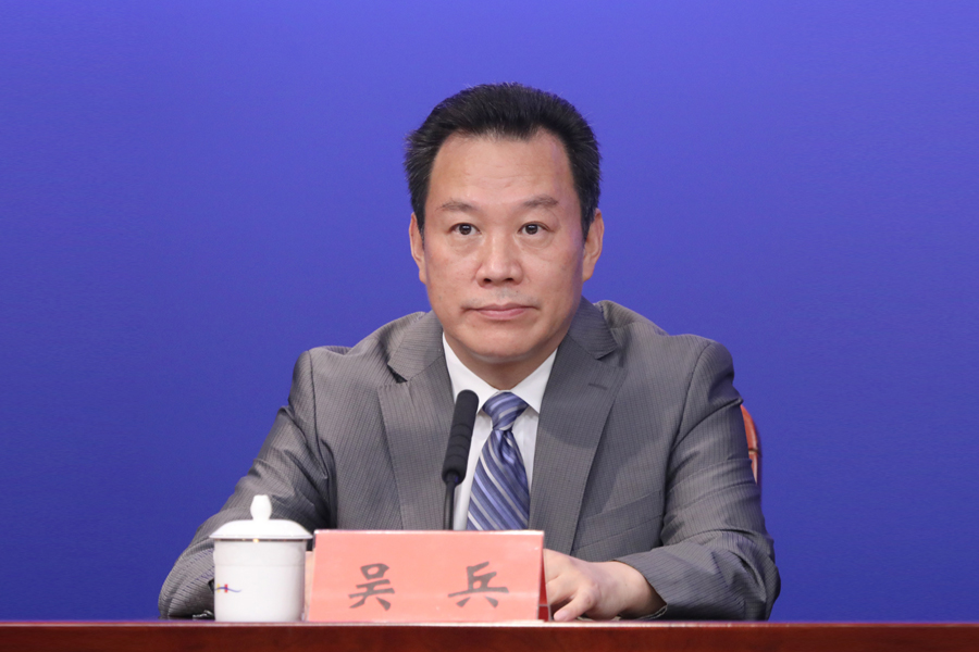 发布人深圳市口岸办党组成员二级巡视员吴兵