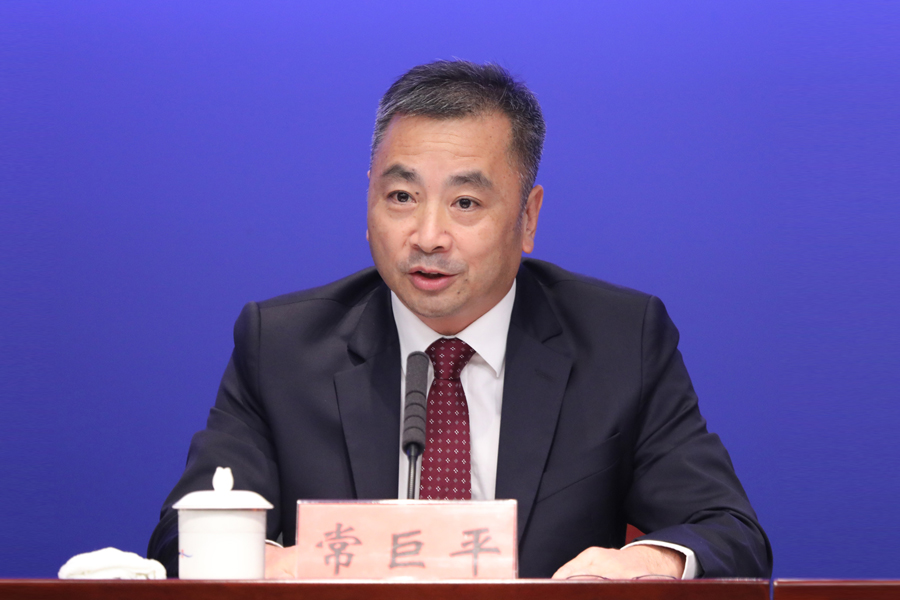 发布人深圳市卫生健康委员会副主任常巨平