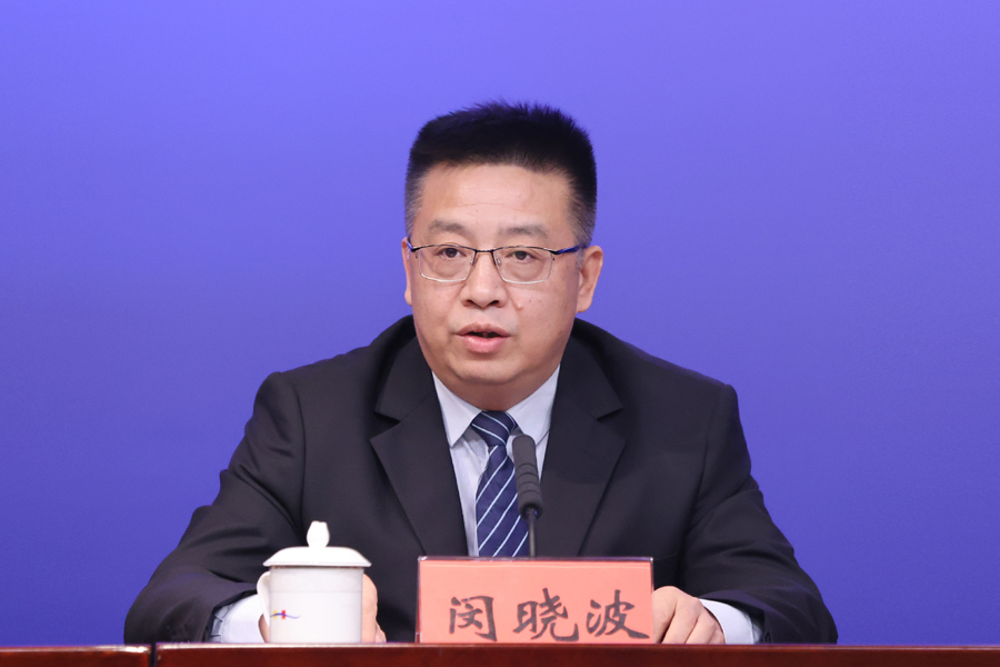 发布人:市人力资源保障局副局长 闵晓波--图片资料