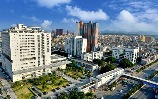 深圳市龙岗中心医院