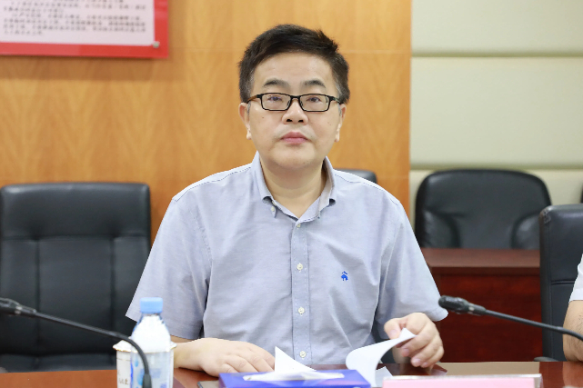 嘉宾：市民政局党组成员、副局长陈文清