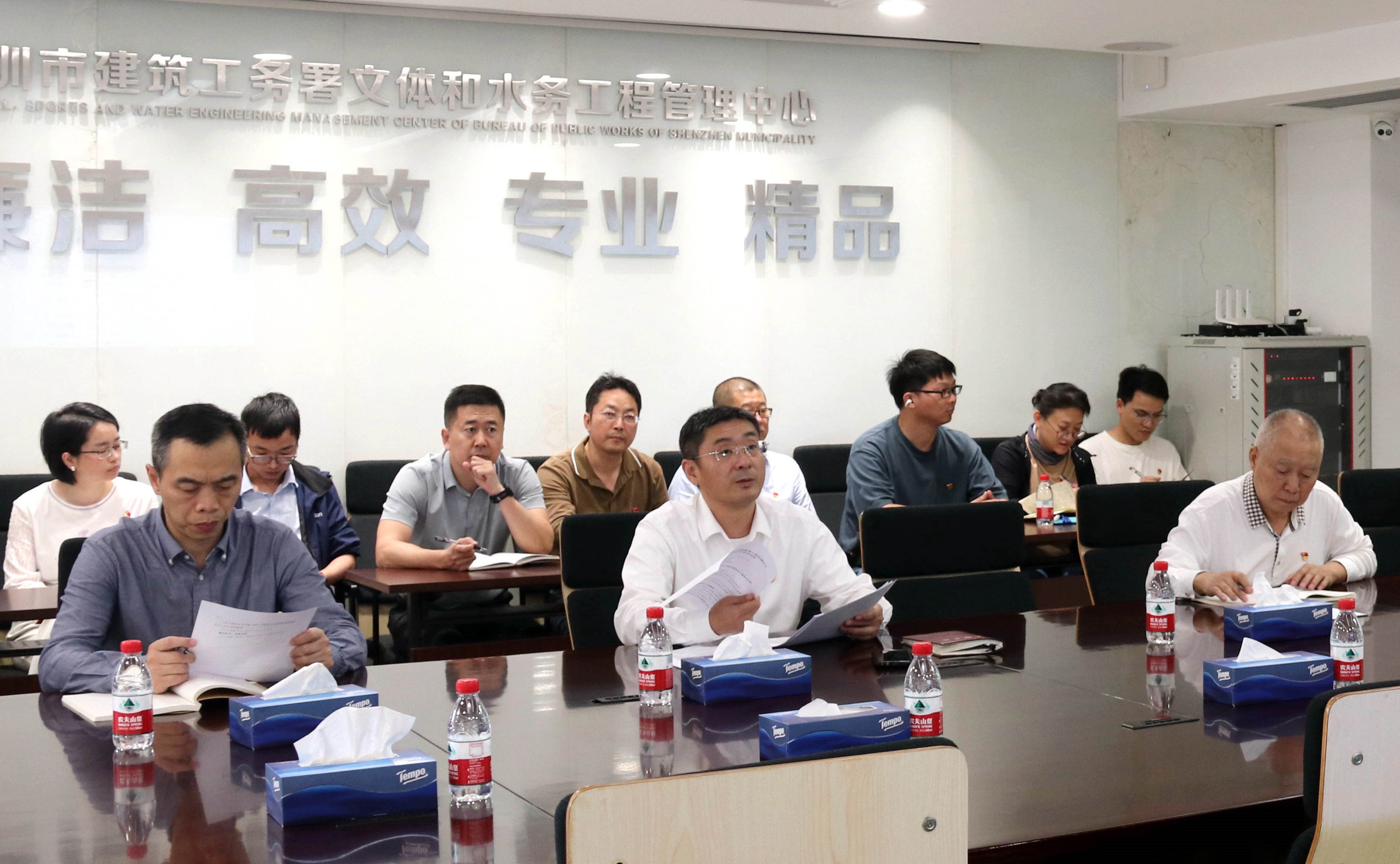 嘉宾：市工务署文体和水务工程管理中心高冠新