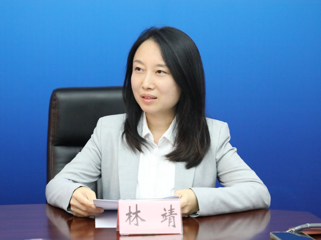 嘉 宾：深圳市财政局政府债务管理处三级调研员 林靖