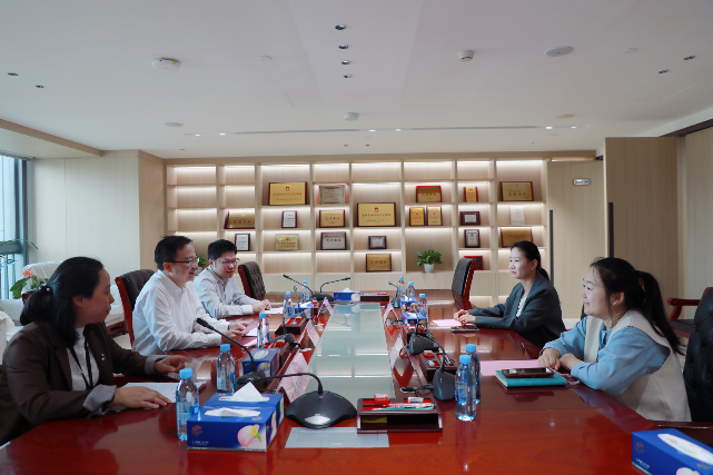 在线访谈活动现场