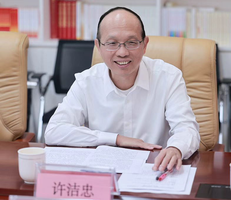 嘉宾：市生态环境局盐田管理局党支部书记、二级调研员许洁忠