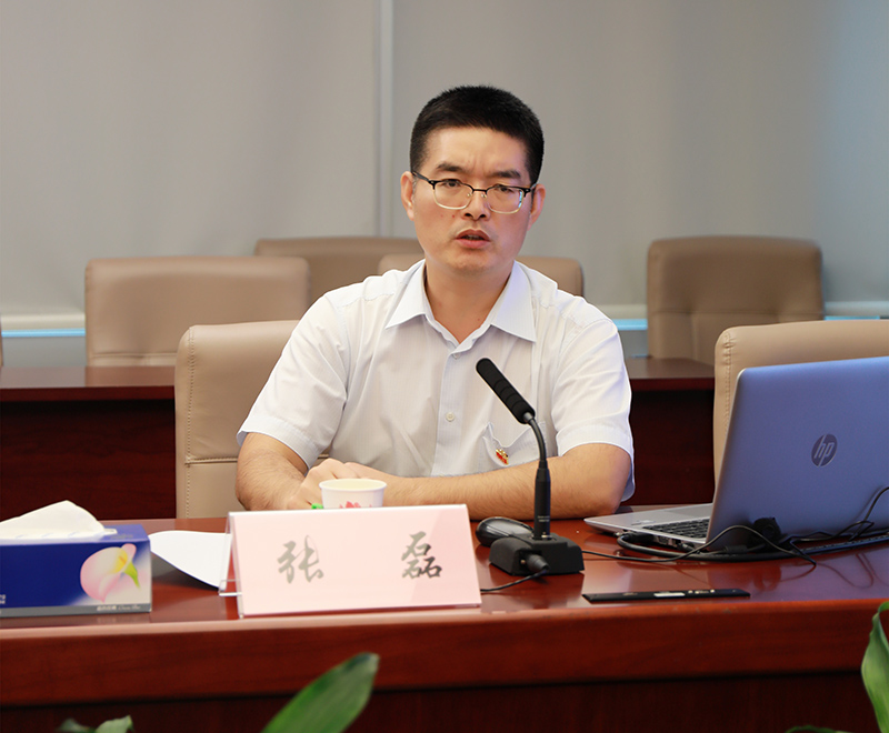 党组学习会议 (4).jpg