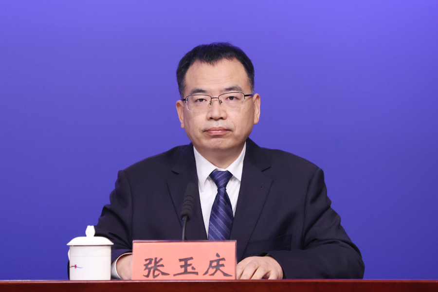 张玉庆.jpg
