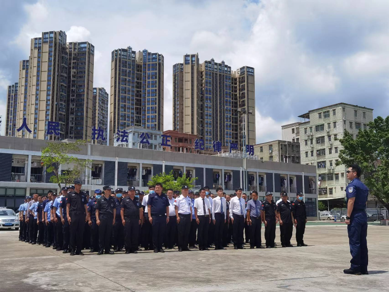 深圳市公安局坪山分局开展最小应急单元集中培训 2.jpg