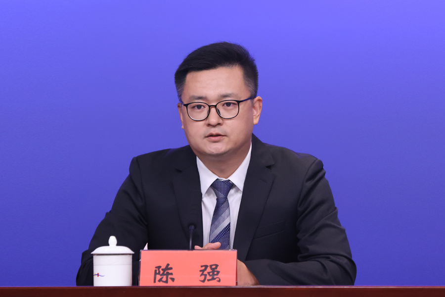 发布人中国冰球协会秘书长陈强