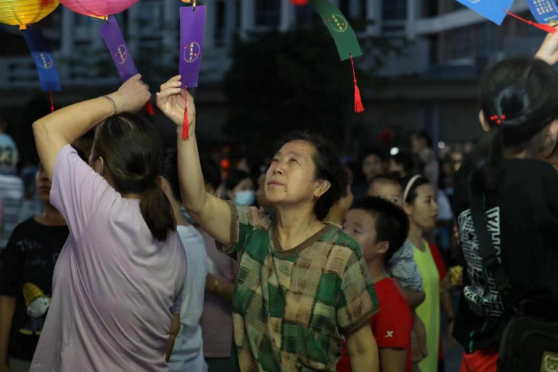 猜灯谜活动 图片4.png