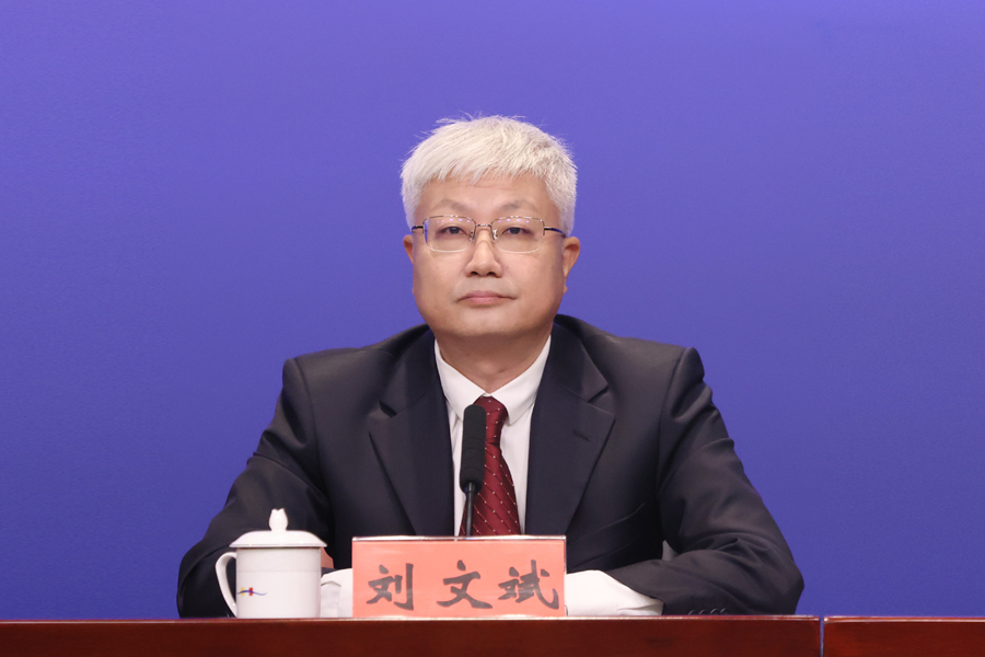 发布人：深圳市委宣传部副部长 刘文斌