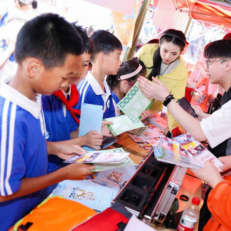 应急科普进校园：坪山区举办“5·12全国防灾减灾日”主题宣传活动