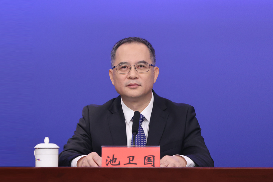 发布人：深圳市商务局副局长 池卫国