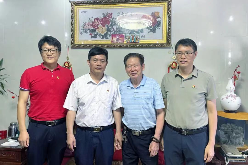 走访慰问 走访慰问