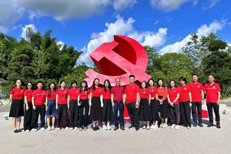 行走的思政课“追寻红色足迹 汲取四史智慧”002 图10.jpg