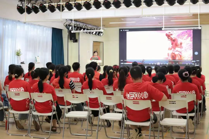 “话初心 践使命 我和党一起过生日” “话初心 践使命 我和党一起过生日”