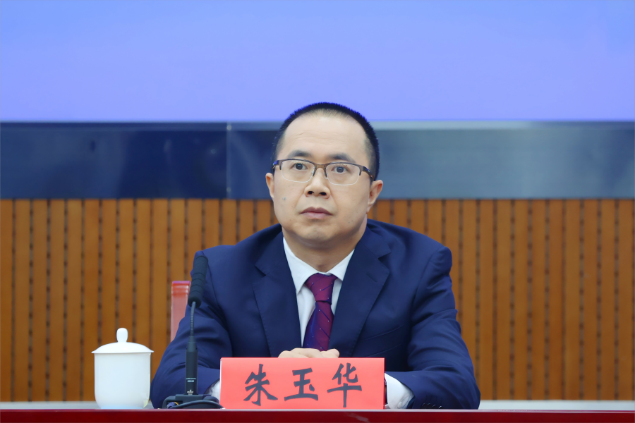 发布人：深圳市龙岗区文化广电旅游体育局局长 朱玉华