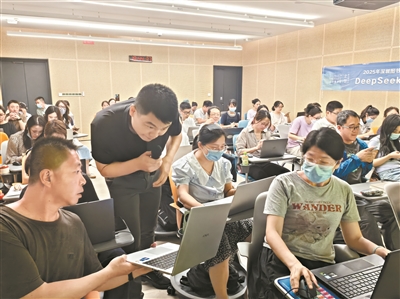 13964342_zhanghl_1749646471077_b.jpg