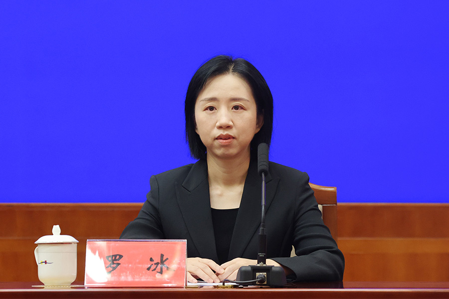 发布人：深圳市委组织部部务委员、市人才工作局局长 罗冰