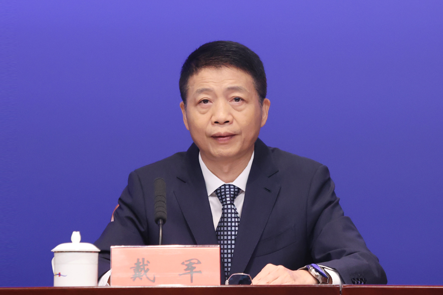 发布人：深圳市半导体与集成电路产业联盟理事长 戴军