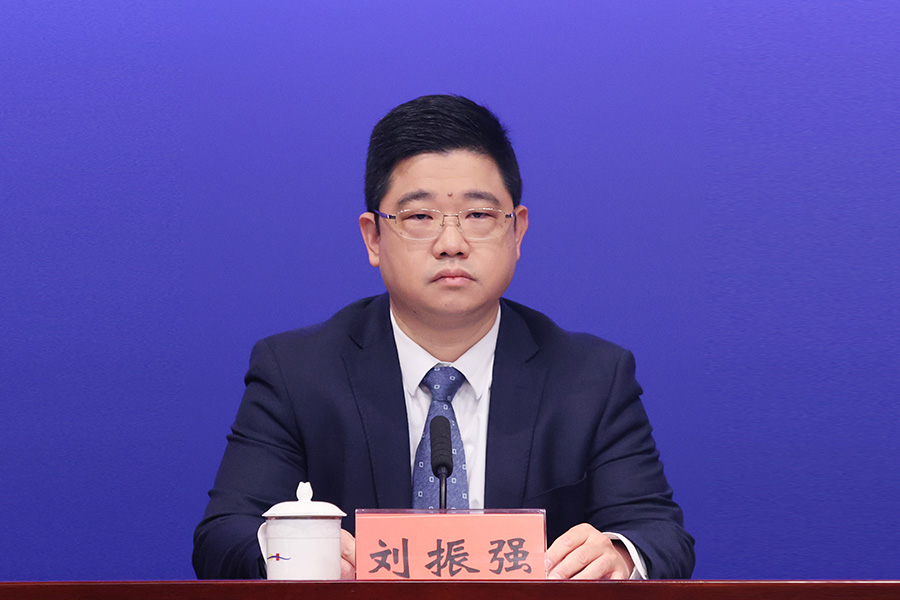 深圳市投资促进局副局长 刘振强