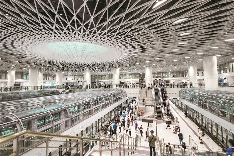 深圳地铁年客流量刷新纪录