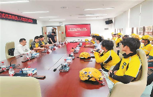 两名外卖“小哥”成为区人大代表候选人