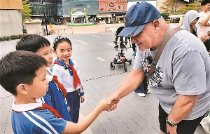 深圳有一群双语“文化小使者”